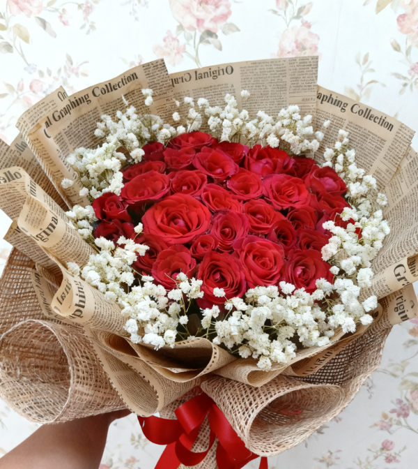 36 Roses w/ Gypso - Rosette Fresh Flowers